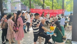 義診活動進社區(qū)，便民行動暖人心